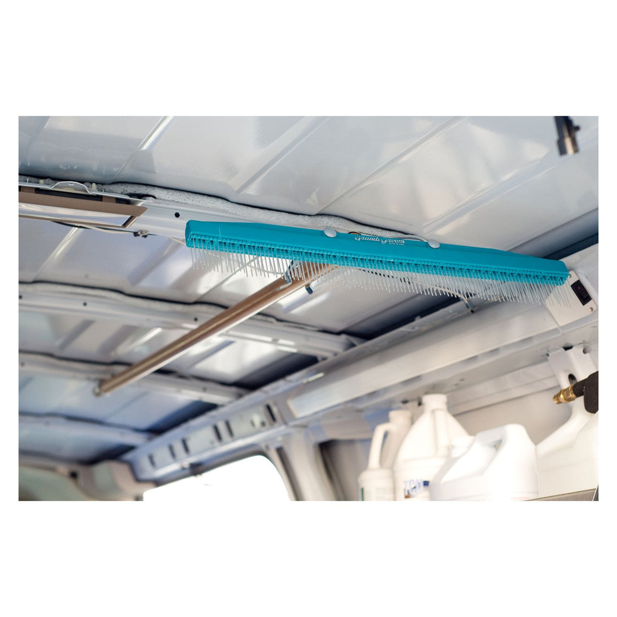 Broom & Rake Holder Kit: Spring Clip for Secure Storage – CleanCo